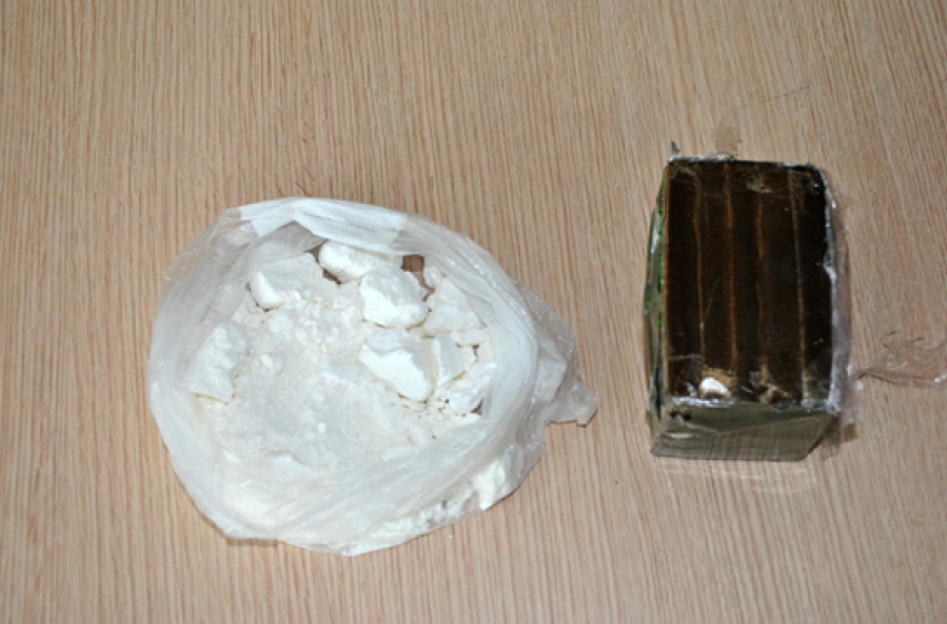 Sequestrata "Neve di Natale": due aquilani in manette