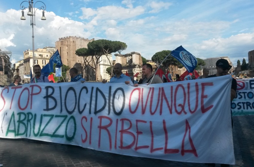 Gasdotto, Bussi e Ombrina Mare: l'Abruzzo a Roma per protesta