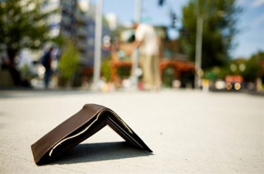 Alpino perde 450 euro tornando dall'Aquila... e poi li ritrova!