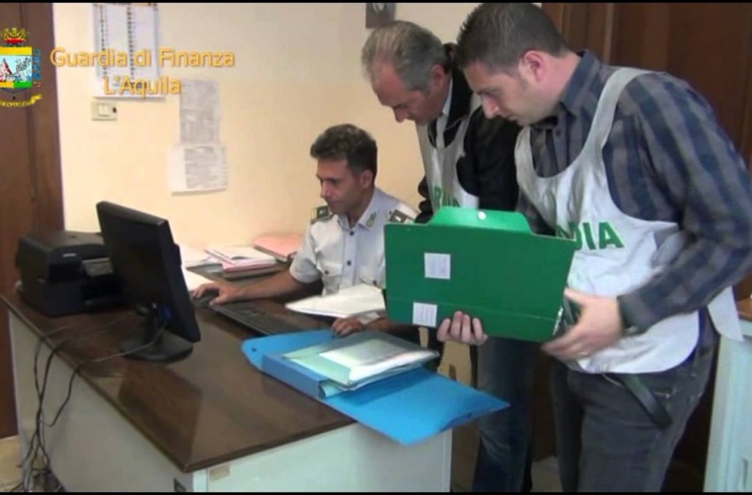 L\'inchiesta Dirty Job sulla ricostruzione privata a L\'Aquila